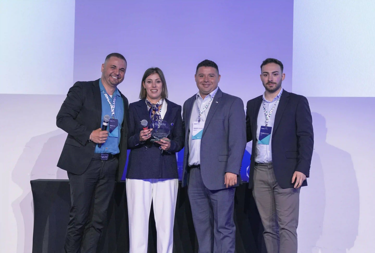 TradeView recebendo o prêmio na Rankia Markets Experience